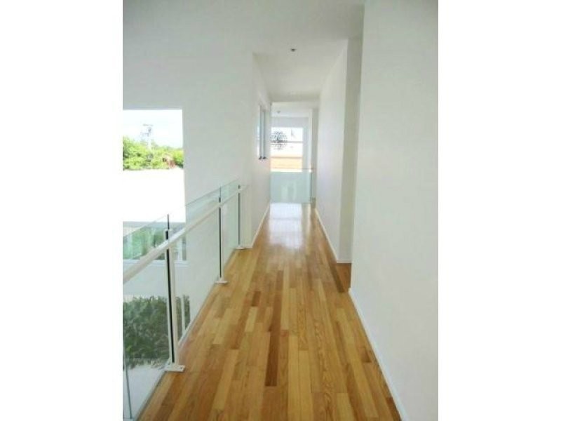 Broadbeach Waters QLD 4218