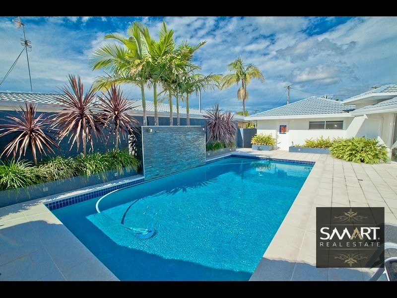 Isle Of Capri QLD 4217