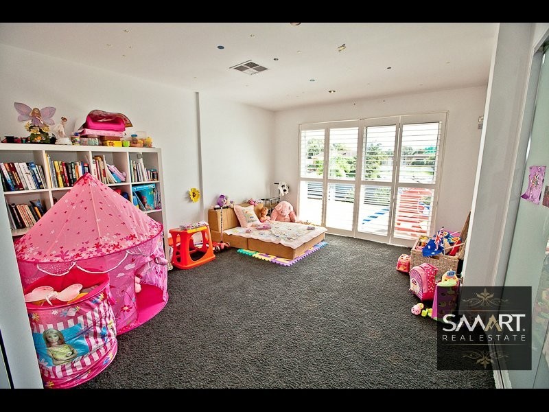 Isle Of Capri QLD 4217