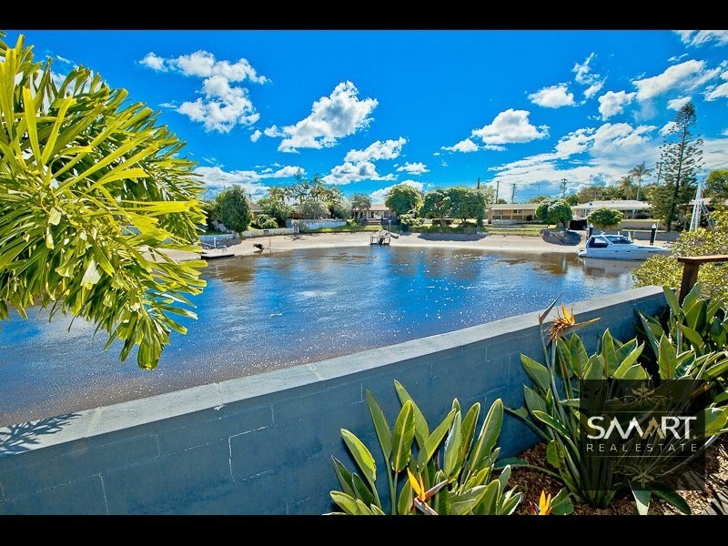 Isle Of Capri QLD 4217