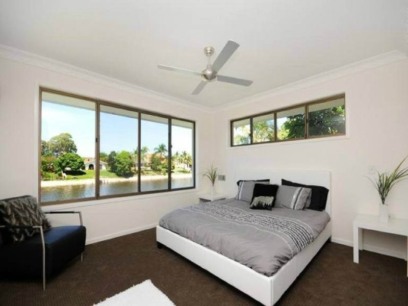 Broadbeach Waters QLD 4218