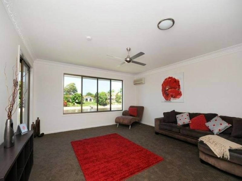 Broadbeach Waters QLD 4218