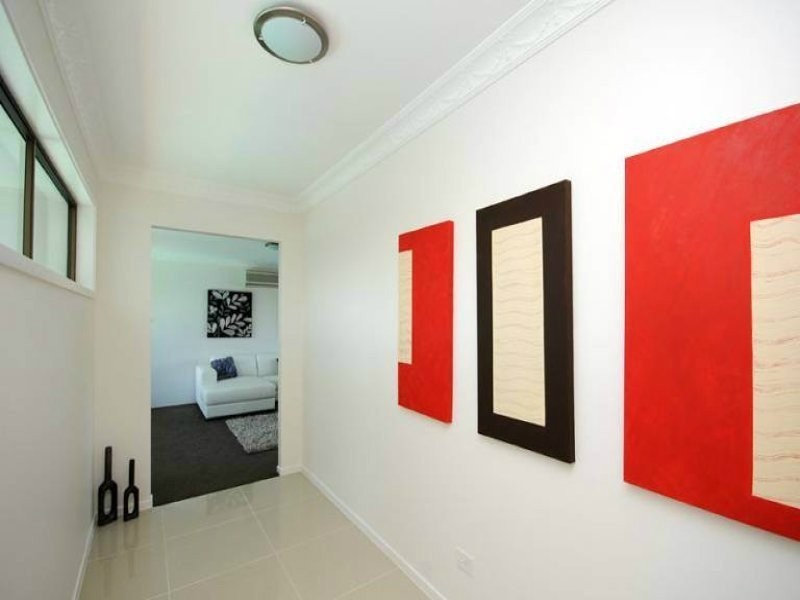 Broadbeach Waters QLD 4218