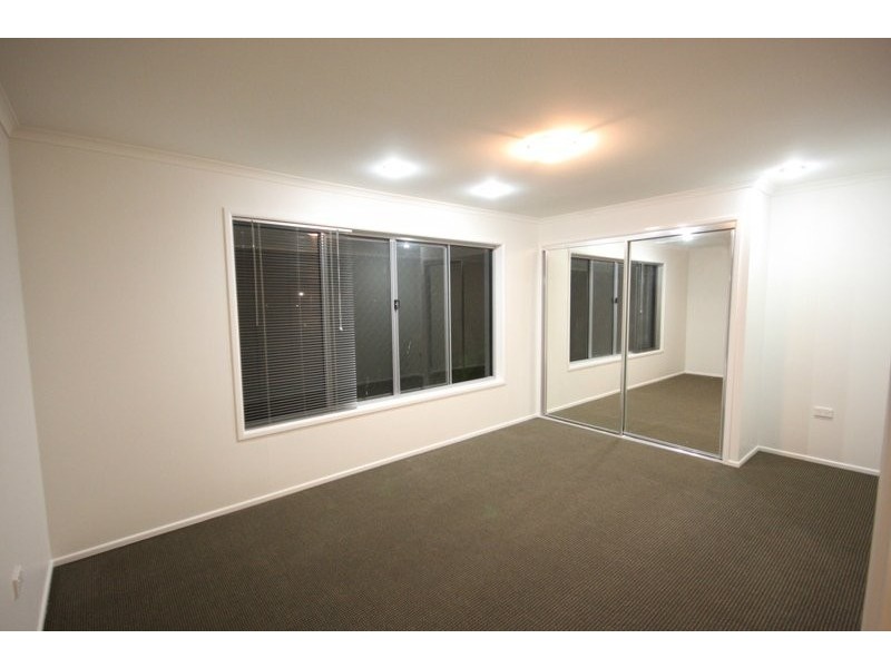 Paradise Point QLD 4216