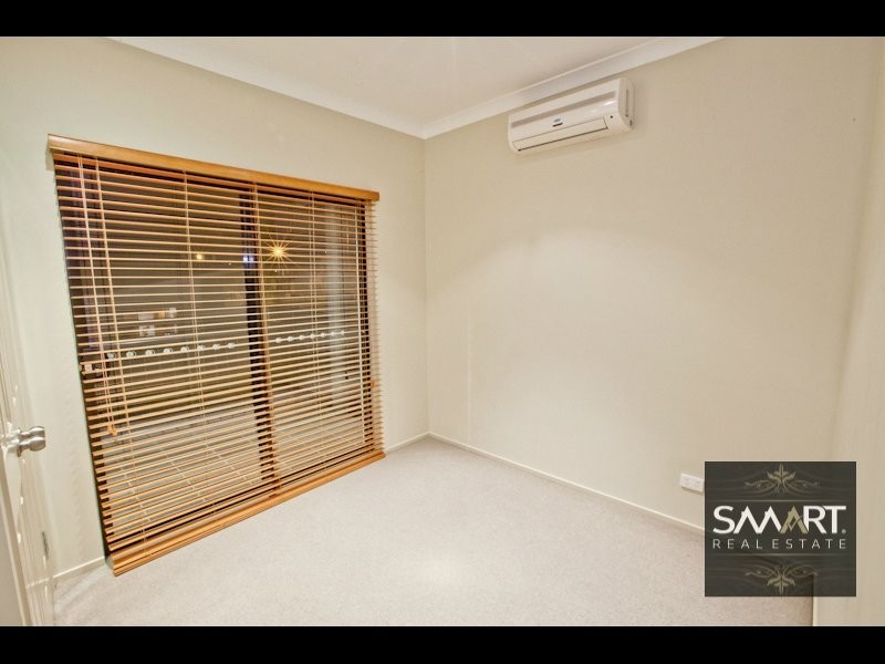 Varsity Lakes QLD 4227