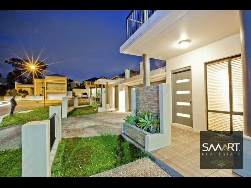 Varsity Lakes QLD 4227