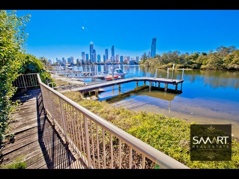 Isle Of Capri QLD 4217