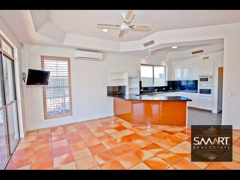 Isle Of Capri QLD 4217