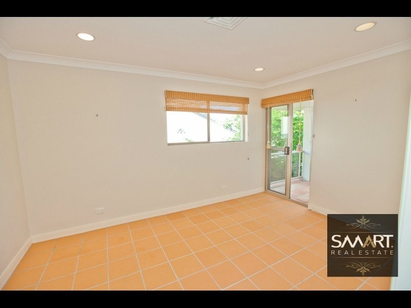 Isle Of Capri QLD 4217