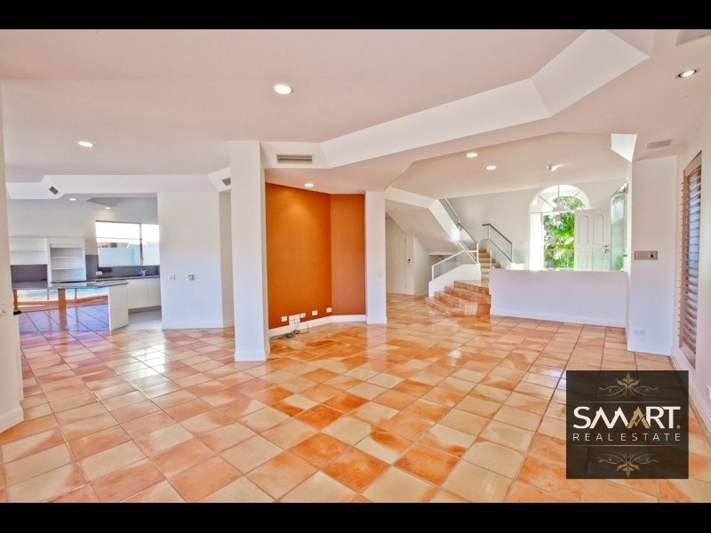 Isle Of Capri QLD 4217