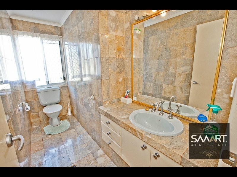 Broadbeach Waters QLD 4218