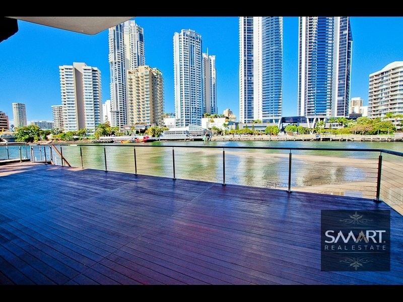 Chevron Island QLD 4217