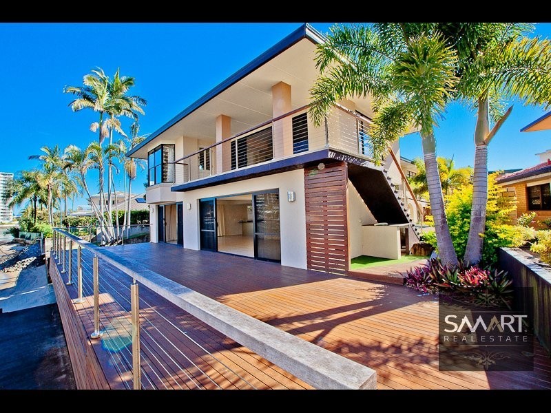 Chevron Island QLD 4217