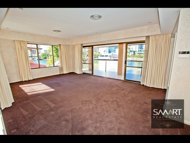 Chevron Island QLD 4217