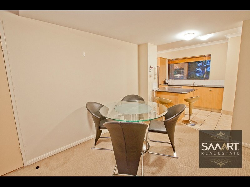 Chevron Island QLD 4217