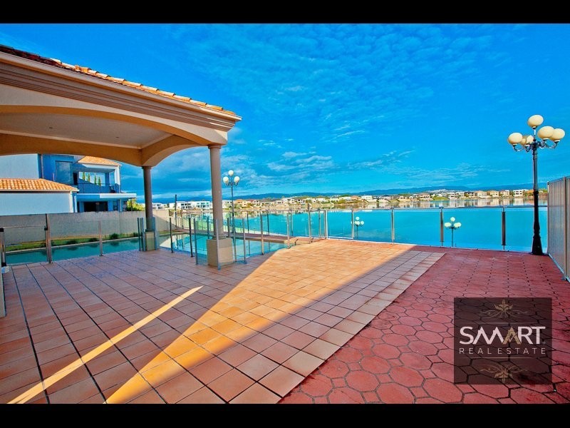 Benowa Waters QLD 4217