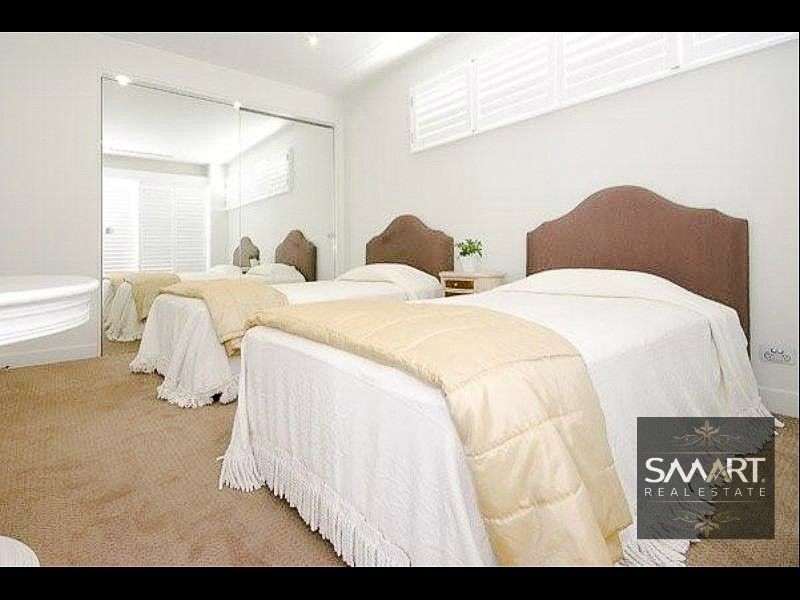 Isle Of Capri QLD 4217