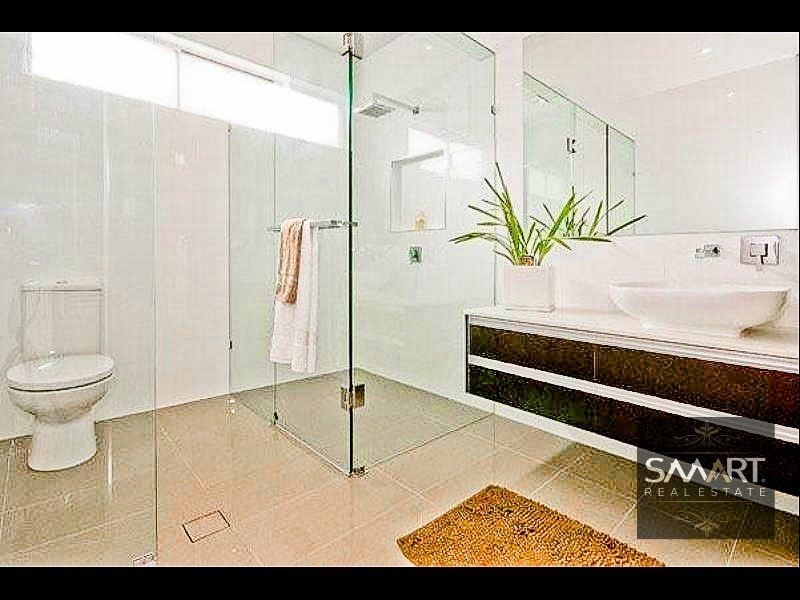 Isle Of Capri QLD 4217