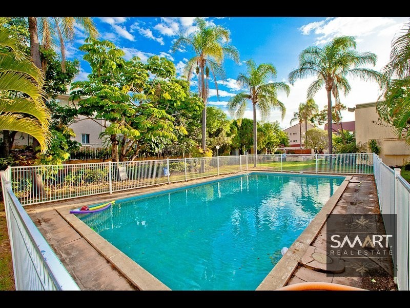 Chevron Island QLD 4217