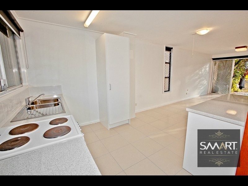 Chevron Island QLD 4217