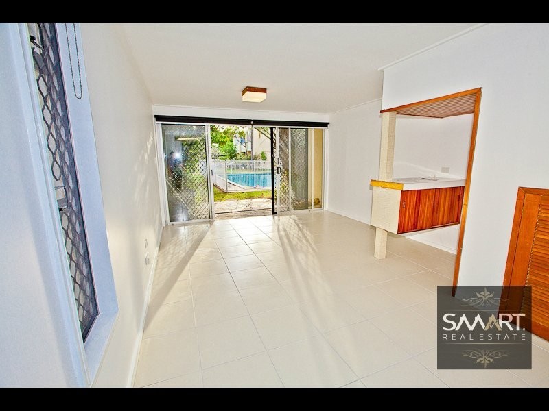 Chevron Island QLD 4217