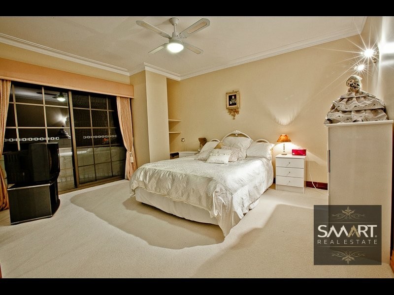 Benowa Waters QLD 4217