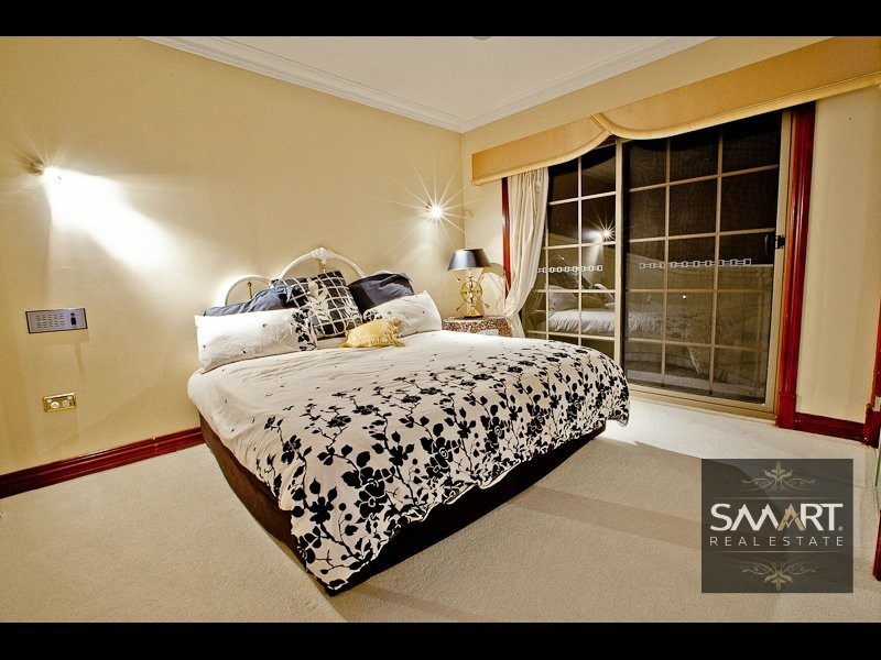 Benowa Waters QLD 4217