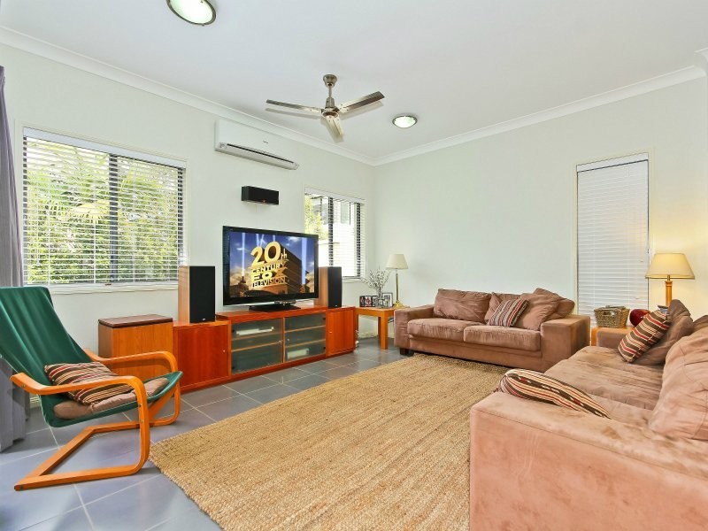 Coomera Waters QLD 4209