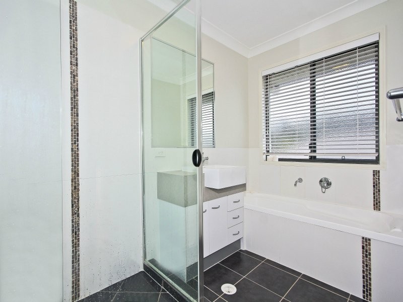 Coomera Waters QLD 4209