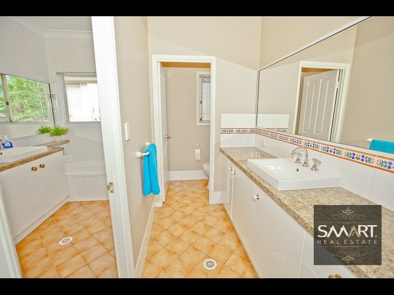 Carrara QLD 4211