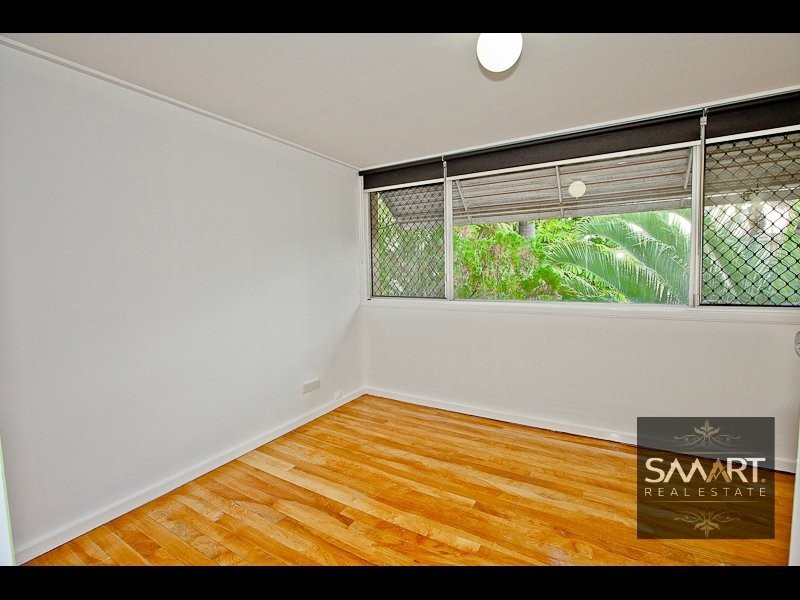 Chevron Island QLD 4217