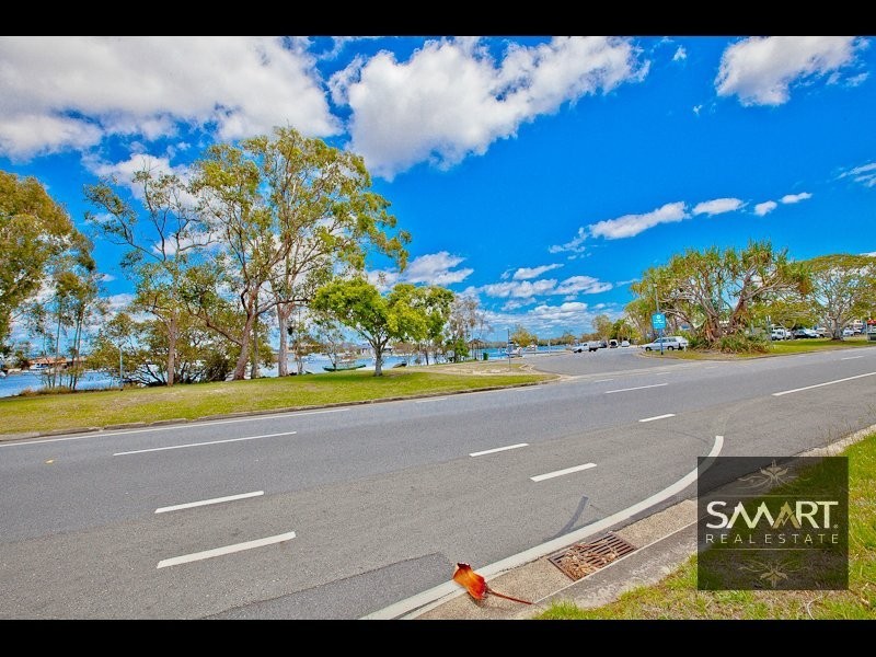 Paradise Point QLD 4216
