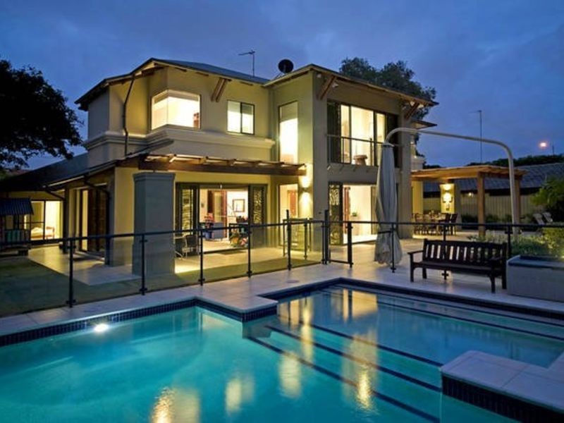 3 Inga Avenue, Surfers Paradise QLD 4217