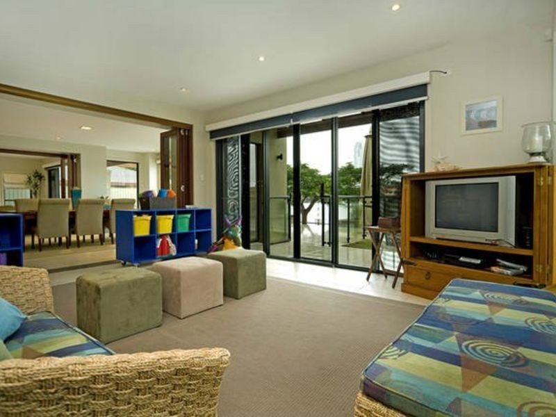 3 Inga Avenue, Surfers Paradise QLD 4217