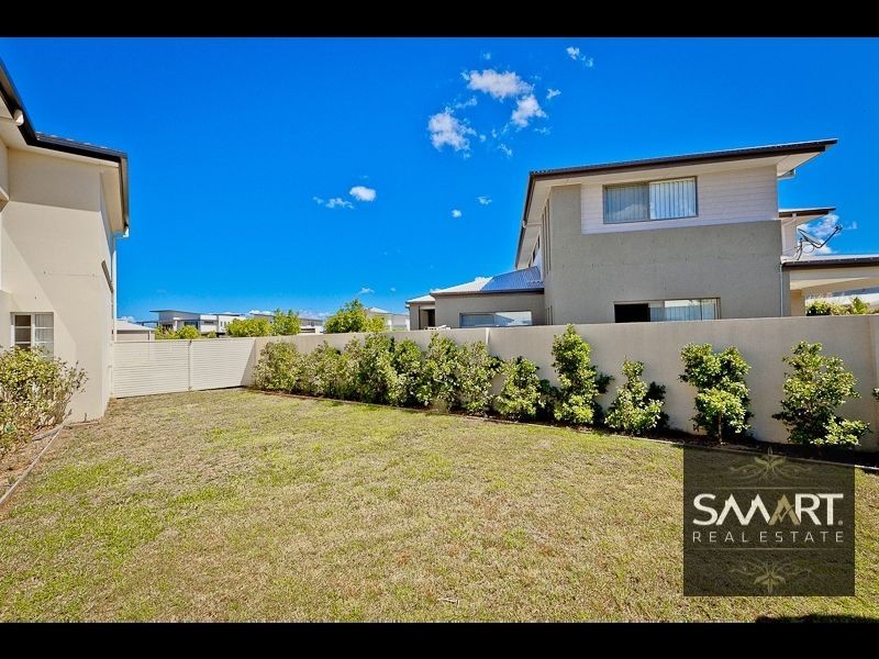 Hope Island QLD 4212