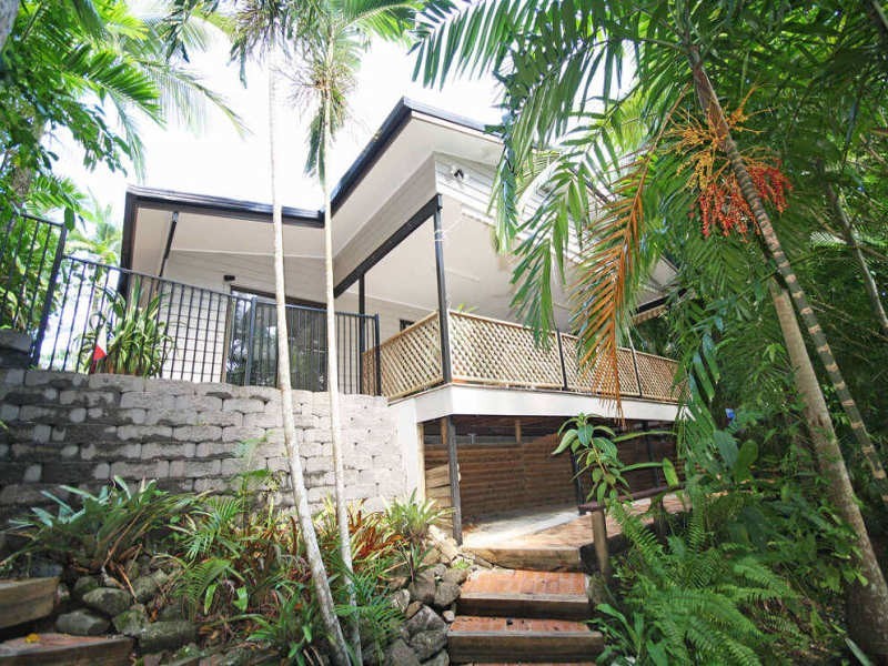 6/23 HEAVEY CRESCENT, Whitfield QLD 4870