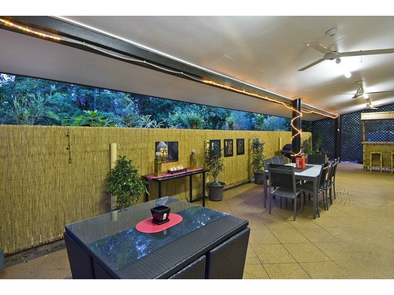 2 Compton Court, Bentley Park QLD 4869