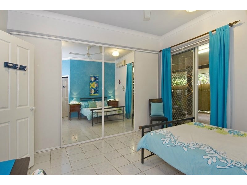 2 Compton Court, Bentley Park QLD 4869