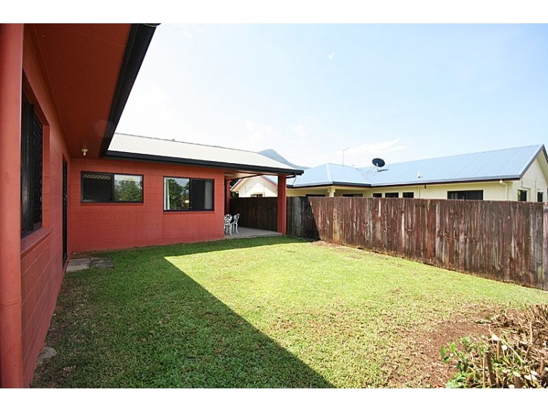 8 Avondale Close, Mount Sheridan QLD 4868