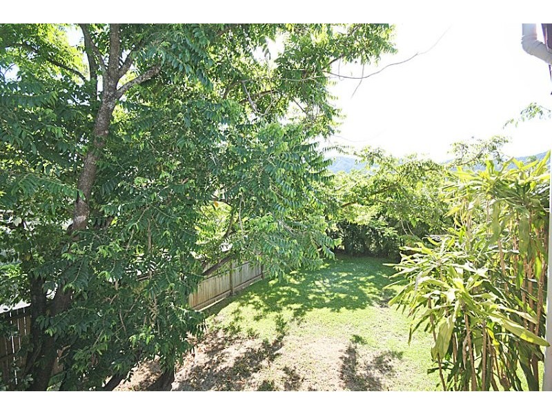 4/12 Sandown Close, Woree QLD 4868