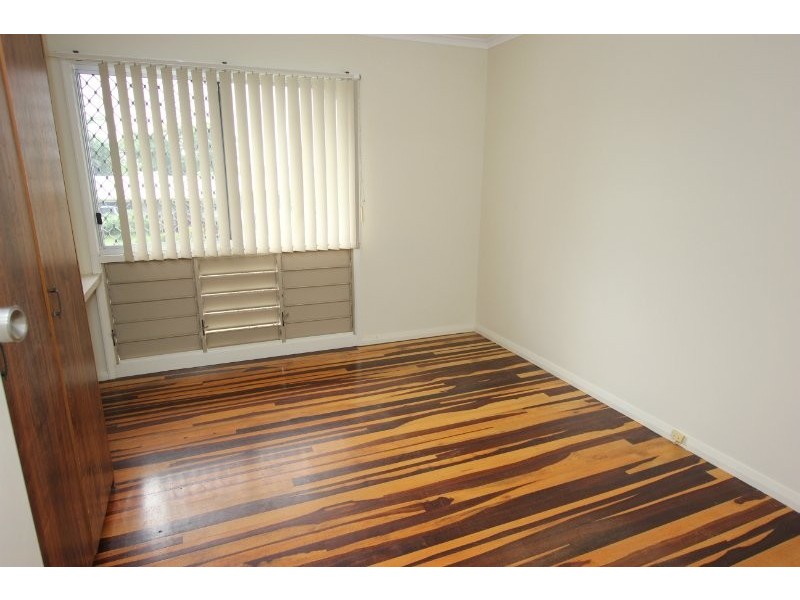 21 Lynette Street, Woree QLD 4868