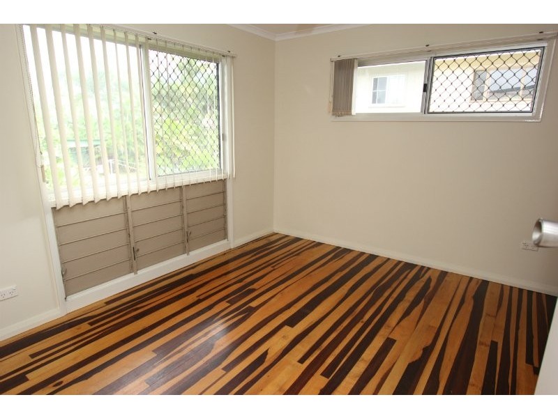 21 Lynette Street, Woree QLD 4868