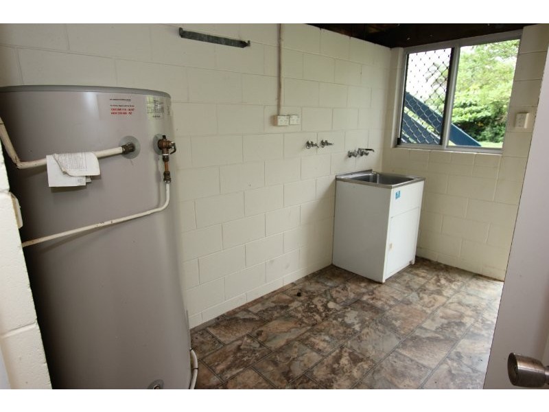 21 Lynette Street, Woree QLD 4868