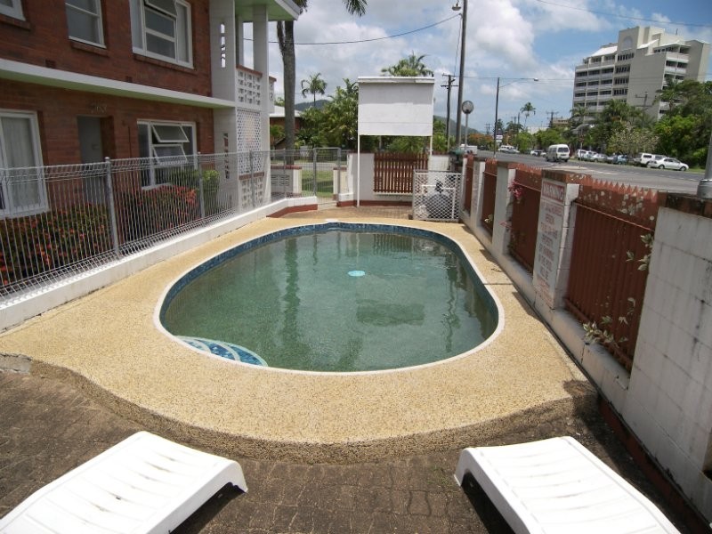 6/263 Lake Street, Cairns North QLD 4870
