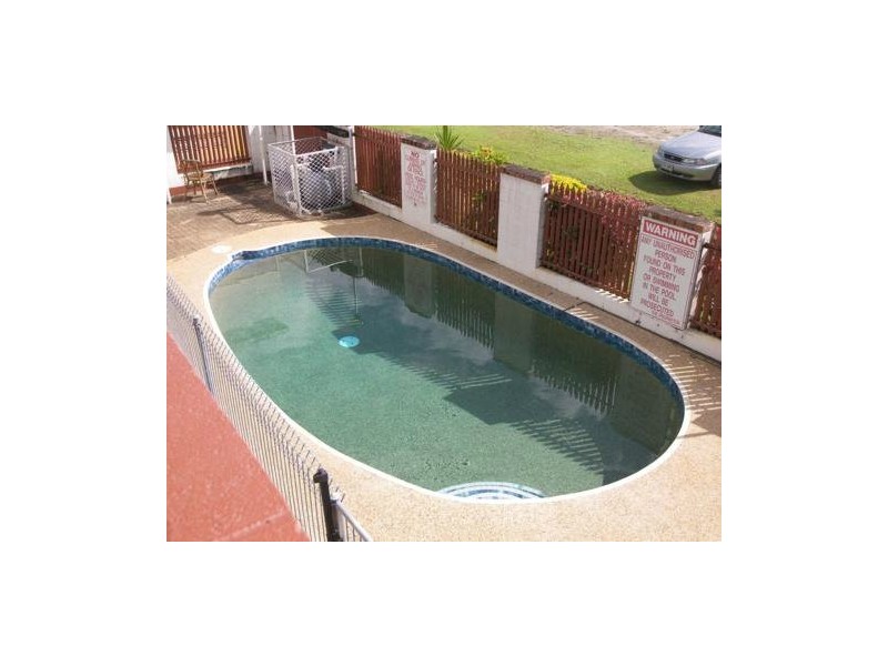 1/263 Lake Street, Cairns North QLD 4870