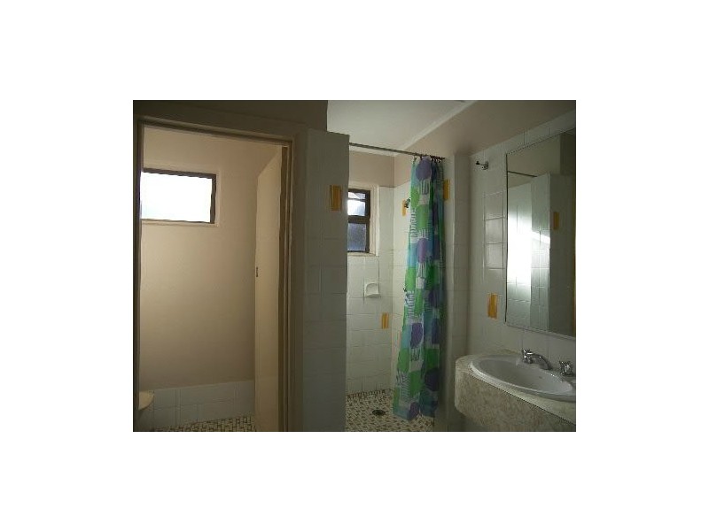 1/263 Lake Street, Cairns North QLD 4870