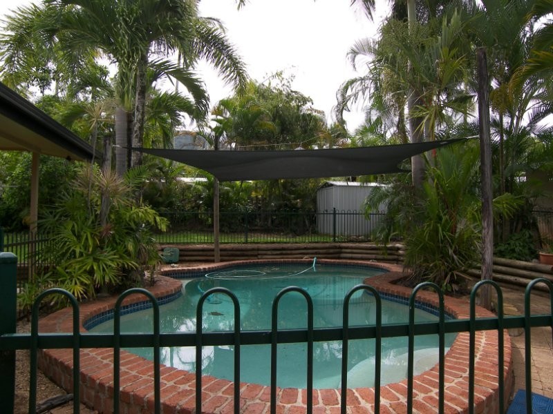 38 Peridot Street, Bayview Heights QLD 4868