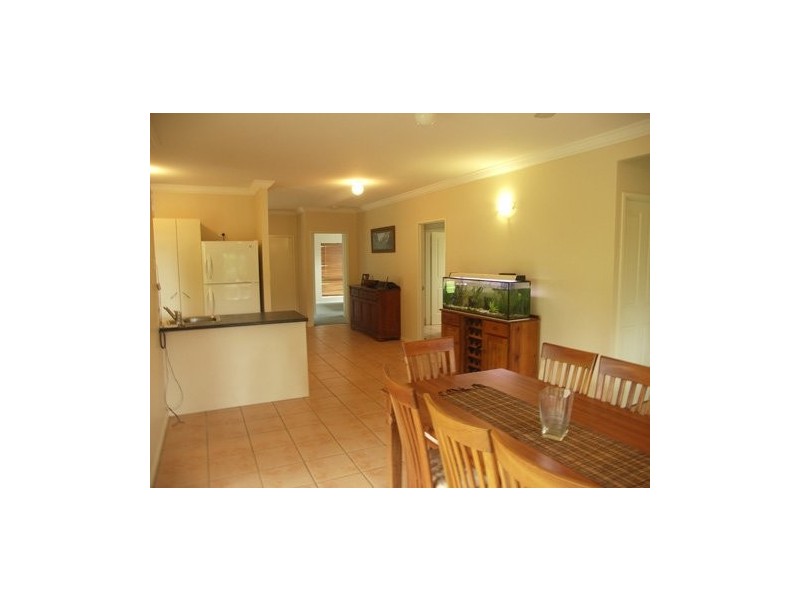 6 Moth Close, Edmonton QLD 4869
