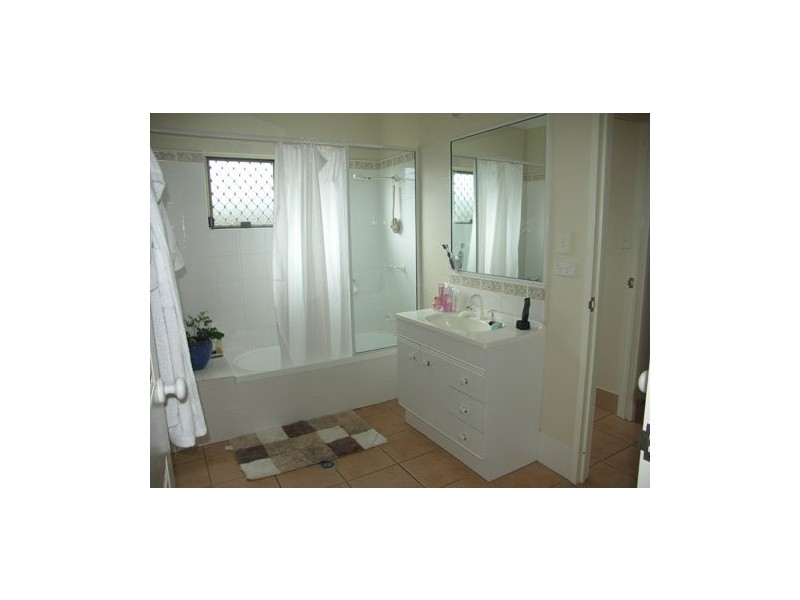6 Moth Close, Edmonton QLD 4869