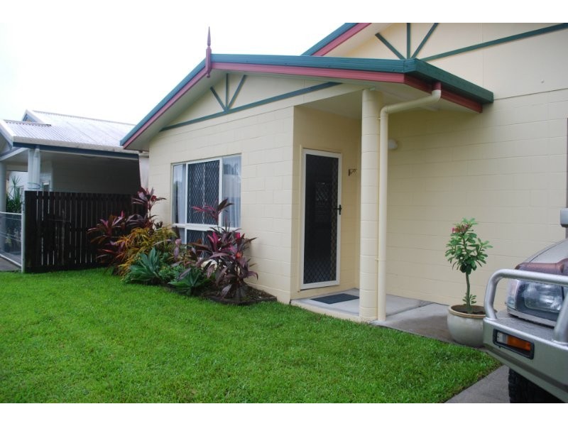 11 Rafferty, White Rock QLD 4868